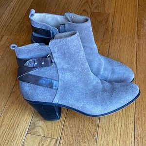 Julianne Hough for Sole Society size 10 grey sued heeled ankle boot strap detail